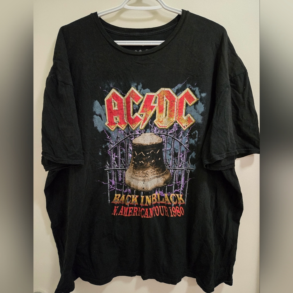 Mens AC/DC  BAND TShirt